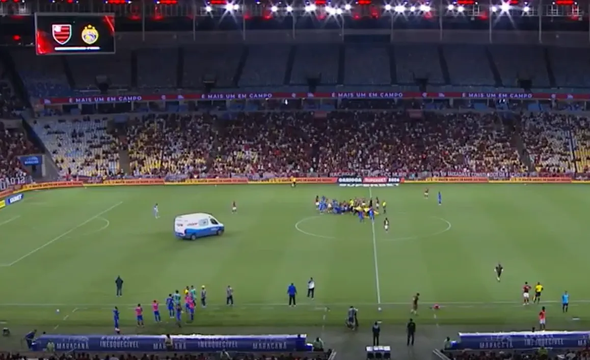 Incidente no Maracanã: jogador convulsiona em duelo do Flamengo