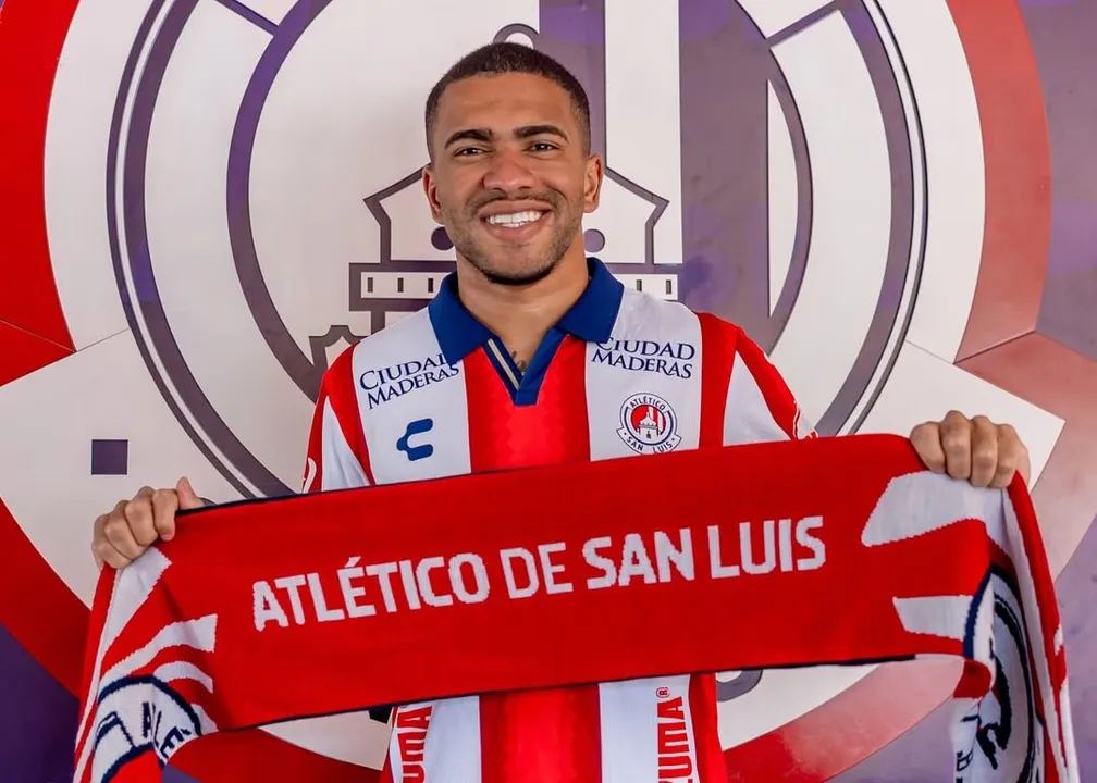 Lucas Esteves anunciado pelo Atlético San Luis