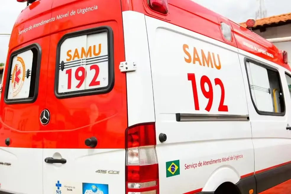 Equipes da Samu tentaram reanimar a vítima, mas ela não resistiu