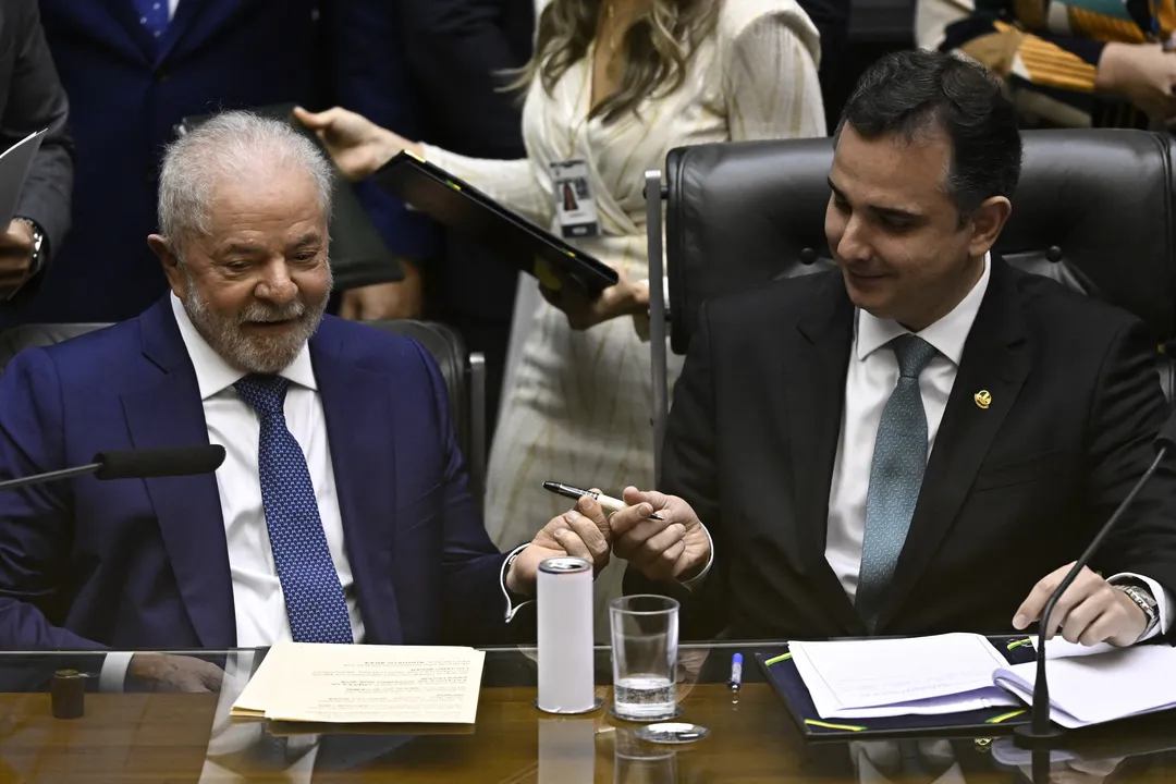 Lula e Pacheco tiveram encontro para decidir sobre eleições em Minas.