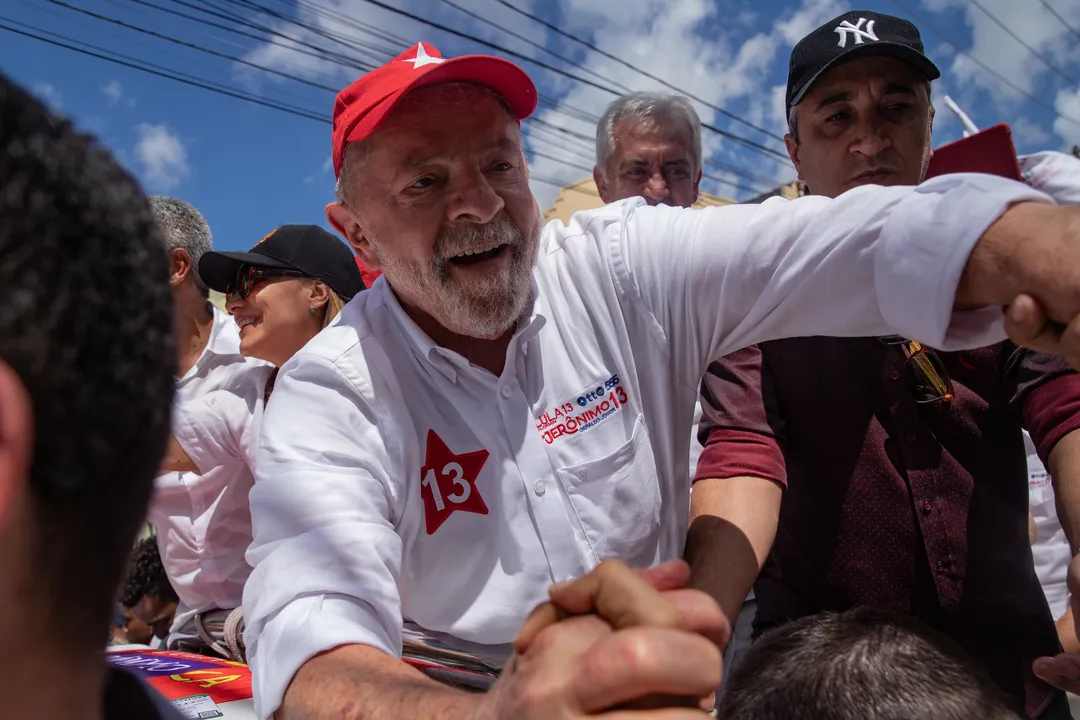 Lula durante carreatada em Salvador