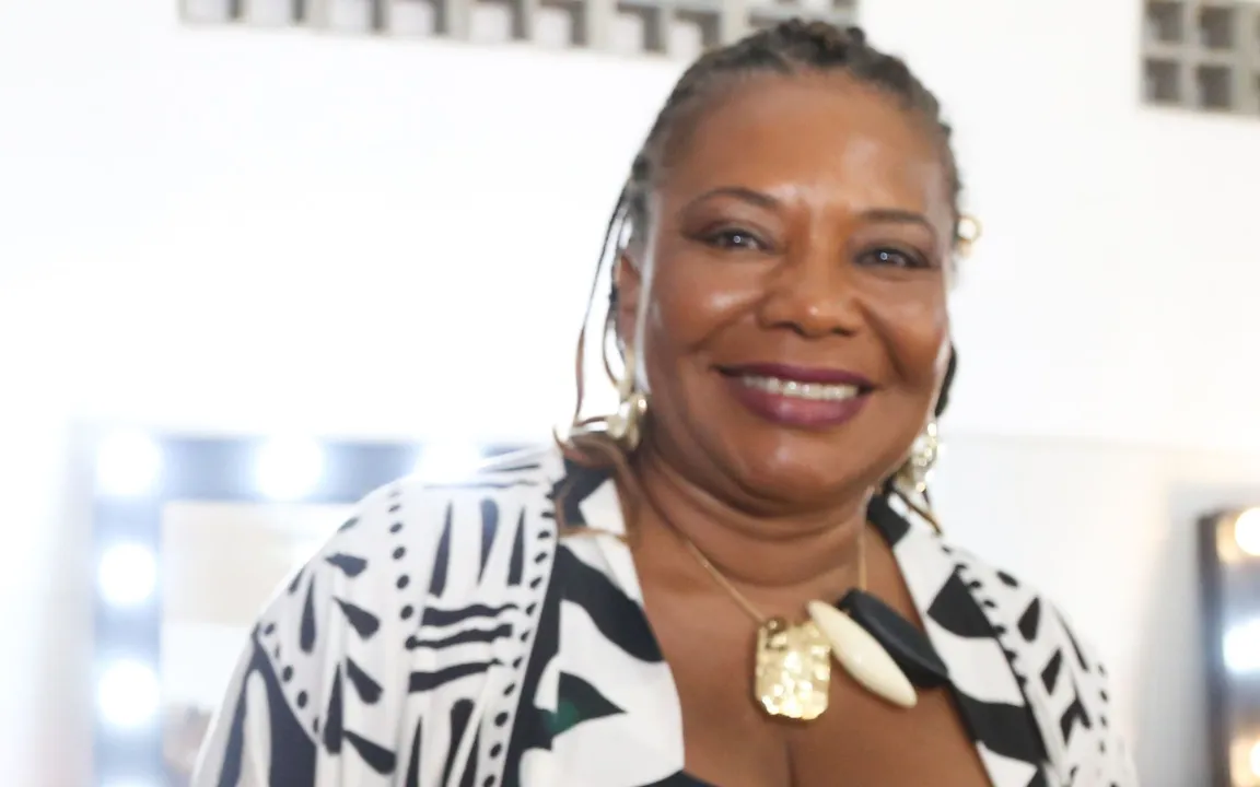 A cantora fará uma maratona durante a folia este ano