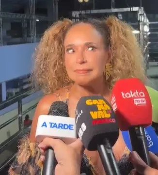 Imagem ilustrativa da imagem "Me empurre não", pede Daniela Mercury ao citar briga com Tony Salles