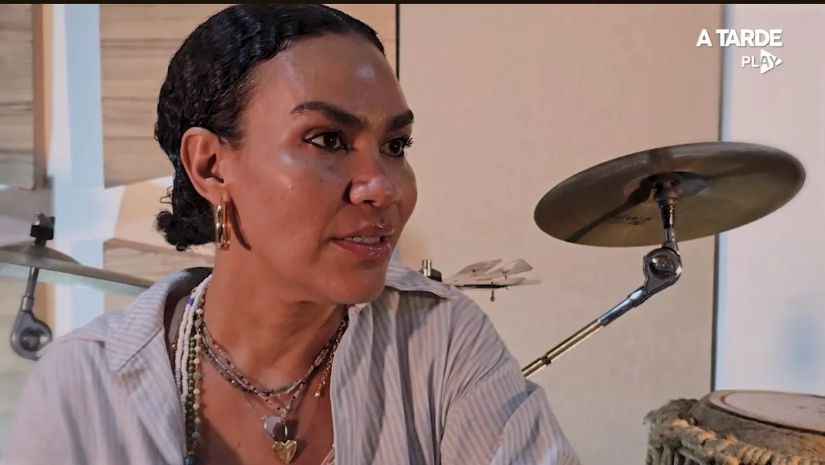 Mariene de Castro fecha série de mini documentários sobre os 110 anos do samba