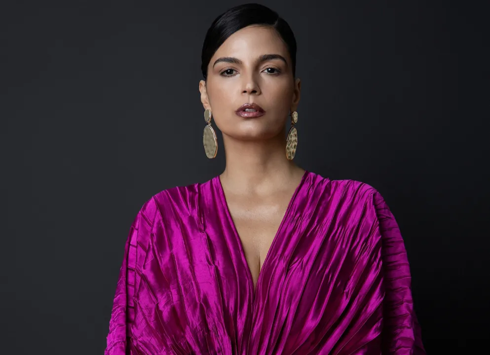 Novo single de Emanuelle Araújo já está disponível nas plataformas digitais