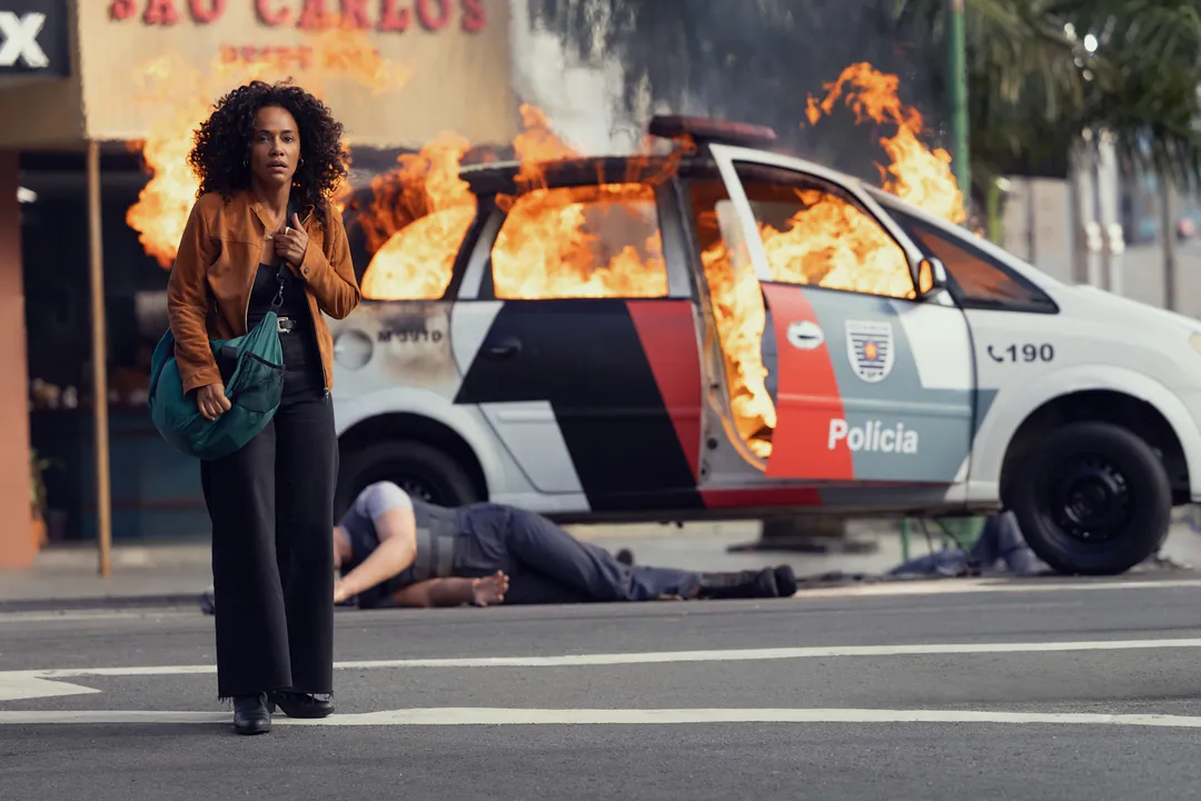 Filme de ação brasileiro aposta em uma São Paulo mergulhada no caos