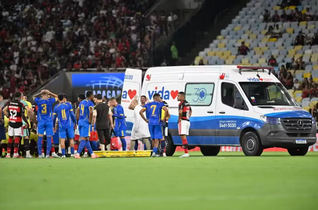 Convulsão no Maracanã: jogador diz que está bem após susto