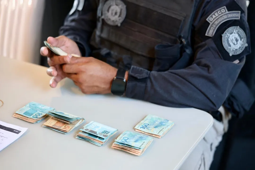 Ação integrada do MPBA e das Polícias Civil e Militar cumpre mandados de busca na RMS