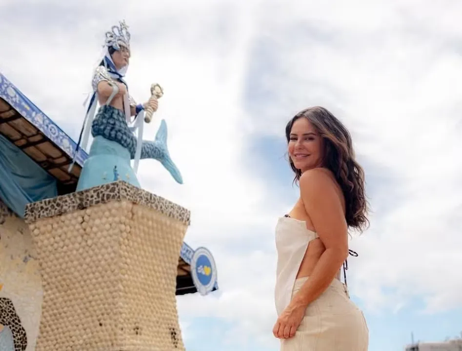 Paolla Oliveira na Casa de Iemanjá, no Rio Vermelho