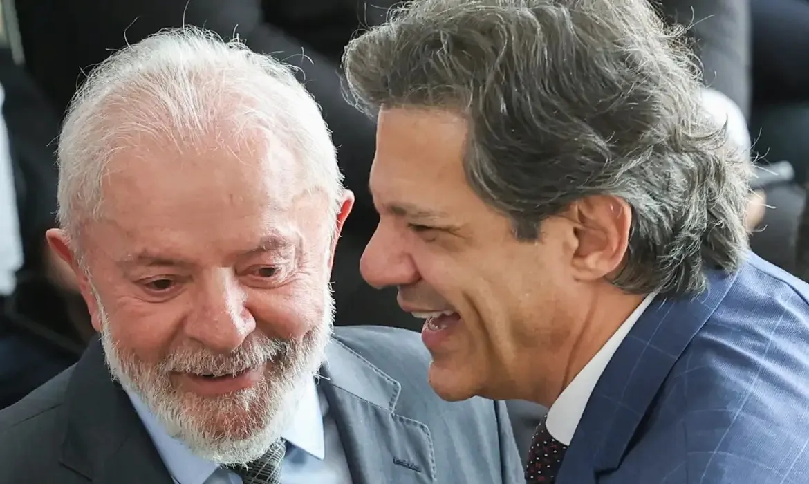 Imagem ilustrativa da imagem Planos de Lula esbarram em negativa de Haddad para 2026
