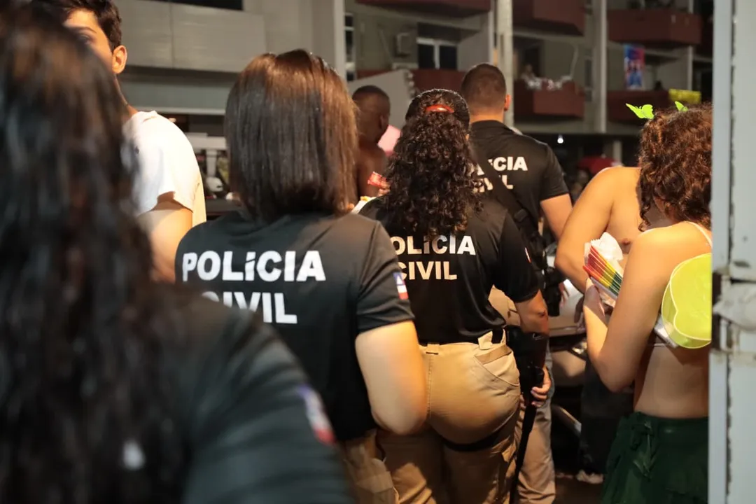 PM é preso por suspeita de fraude na venda de abadás do Carnaval de Salvador
