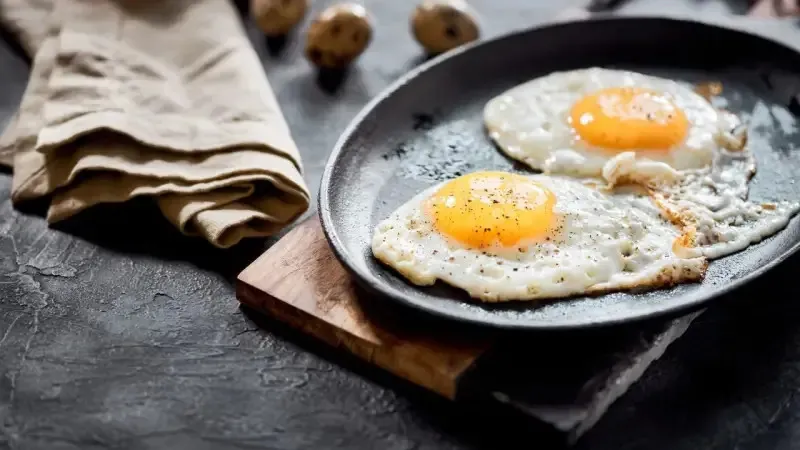 Fritar ovos é uma das dúvidas que pesam na vida de qualquer pessoa