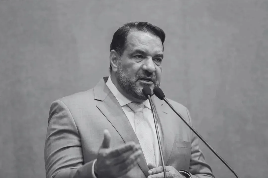 Enterro do deputado Alan Sanches aconteceu no domingo, 18, no Jardim da Saudade.