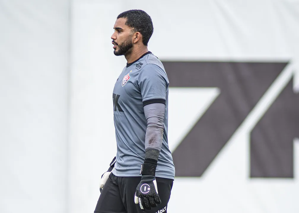 Lucas Arcanjo em treino