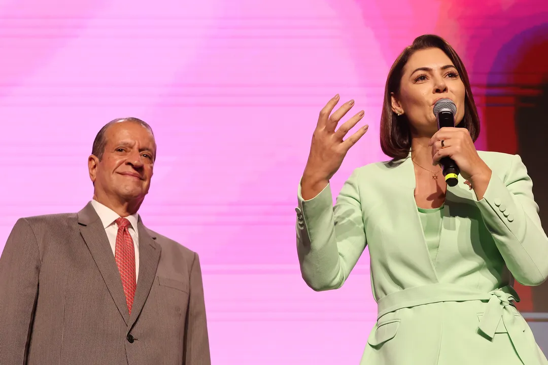 Valdemar e Michelle tentam se acertar sobre candidaturas no Ceará e Santa Catarina.