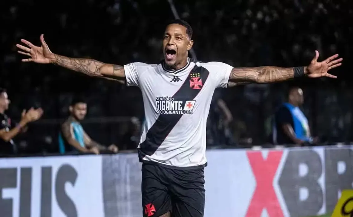 David em ação pelo Vasco