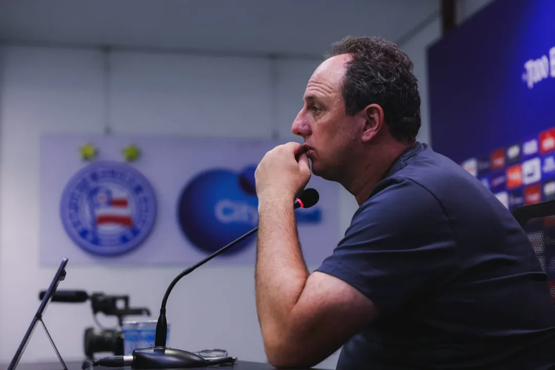 Imagem ilustrativa da imagem Rogério Ceni detona CBF após mudança de jogo: "Manda quem pode mais"