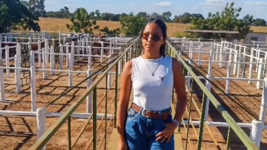 Beatryz Emelly Nunes da Silva Ferreira