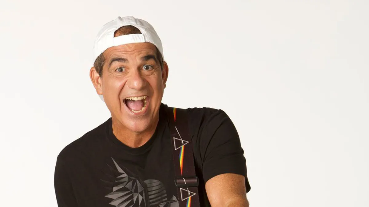 Trio elétrico do cantor Durval Lelys sofreu um apagão