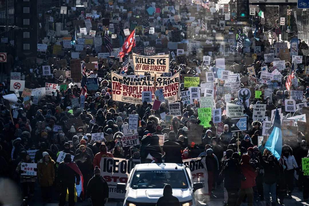Morte estimulou ainda mais os protestos em curso contra a presença de agentes federais em Minneapolis.