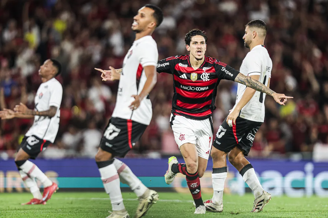 No ano passado, o Flamengo fez 8 a 0 no Vitória