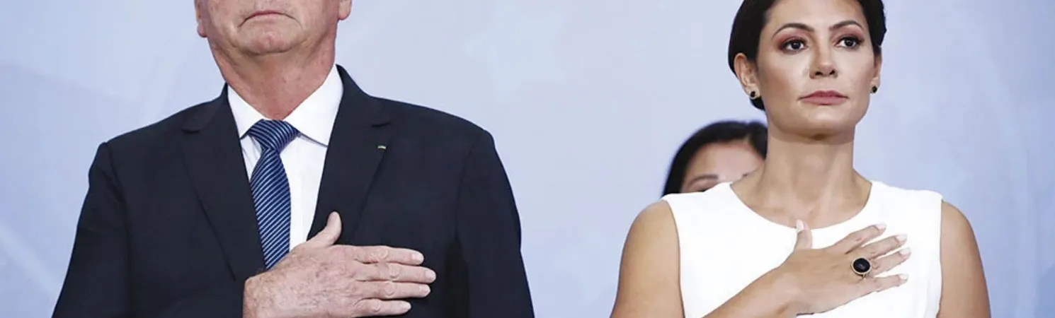 Michelle Bolsonaro tem comportamento criticado por aliados