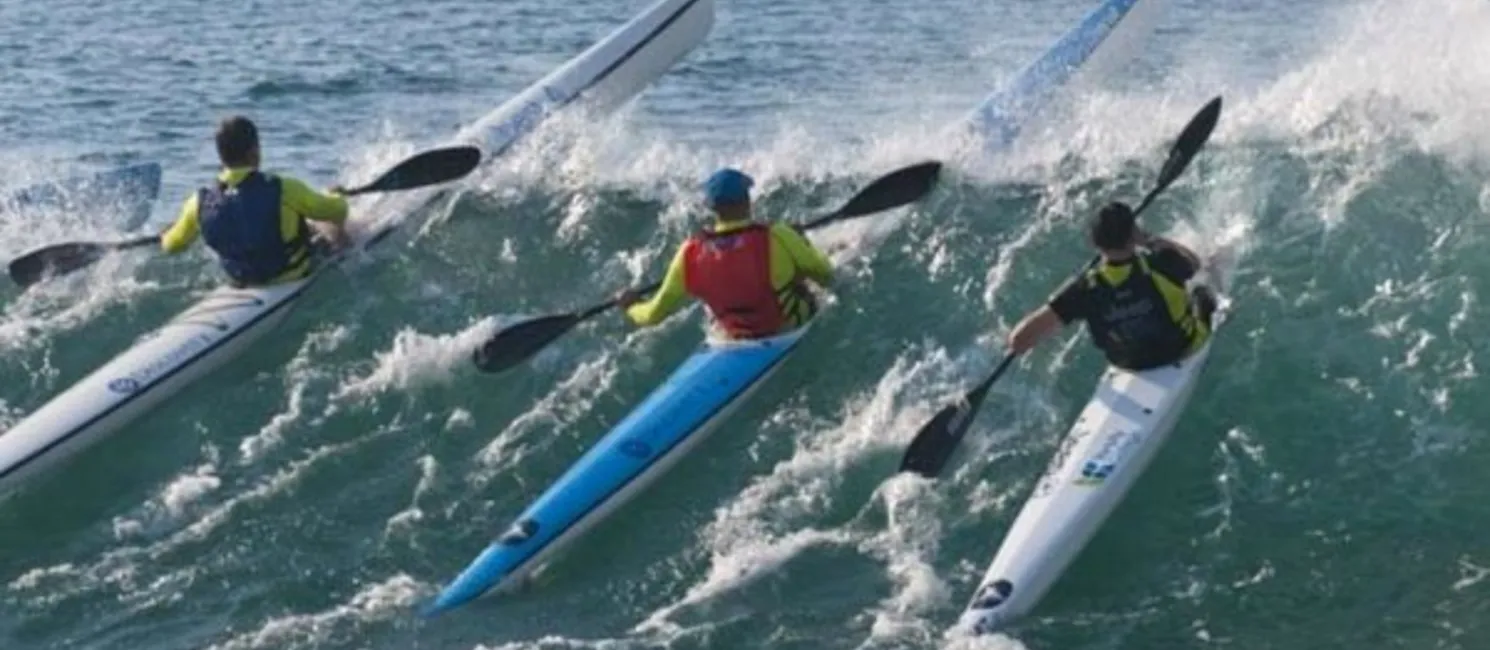 Praia de Itaúã. Pan-Americano de Canoagem Oceânica em 2019