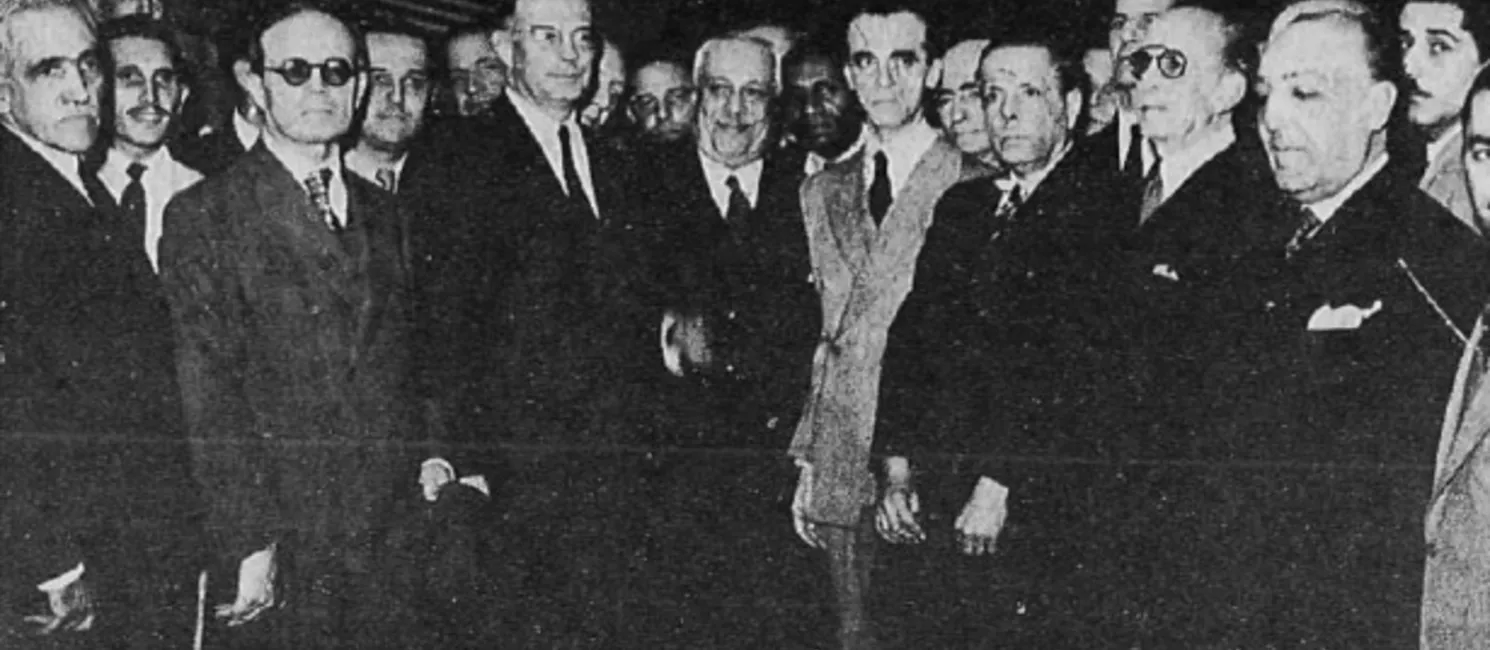 Pedro Lago ao lado de demais autoridades políticas da Bahia