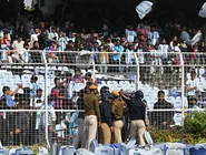 Delegação rubro-negra durante embarque para Uberlândia-MG