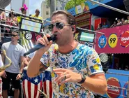 Um exemplo, entre os foliões que saíram na avenida foi o do músico Jorge Lima Farias