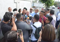 "Ação da Justiça se respeita", diz prefeito ao desistir de loteria imagem