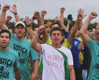 PRF alerta para riscos em caminhada liderada por Nikolas Ferreira