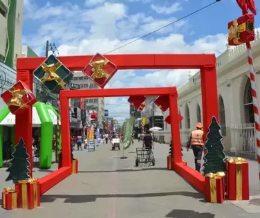 Concurso de decoração natalina vai premiar o comércio feirense - Imagem