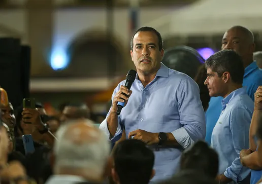 Bruno Reis avaliou anúncio de pré-candidatura à presidência de Flávio Bolsonaro.