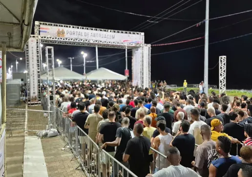 Suspeito segue foragido