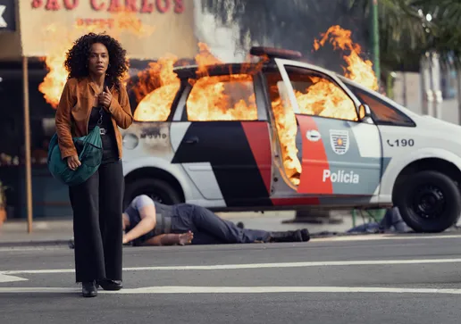 Filme de ação brasileiro aposta em uma São Paulo mergulhada no caos
