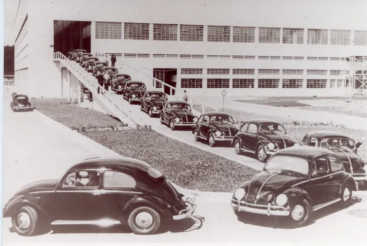 Primeiros fuscas fabricados pela Volkswagen no Brasil saíram da fabrica Anchieta em 1959