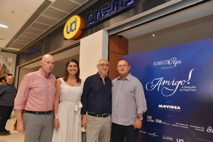 André Faro, Denise Menezes, Pepe Faro e Adolfo Menezes na estreia