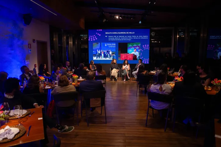 Thereza Tourinho, diretora presidente e Thamile Accioly, diretora executiva