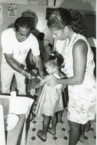 Campanha de vacinação contra o sarampo nos anos 1990