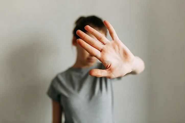 Esta pauta transita entre a urgência social do combate ao feminicídio e o desenvolvimento econômico e cultural da Bahia