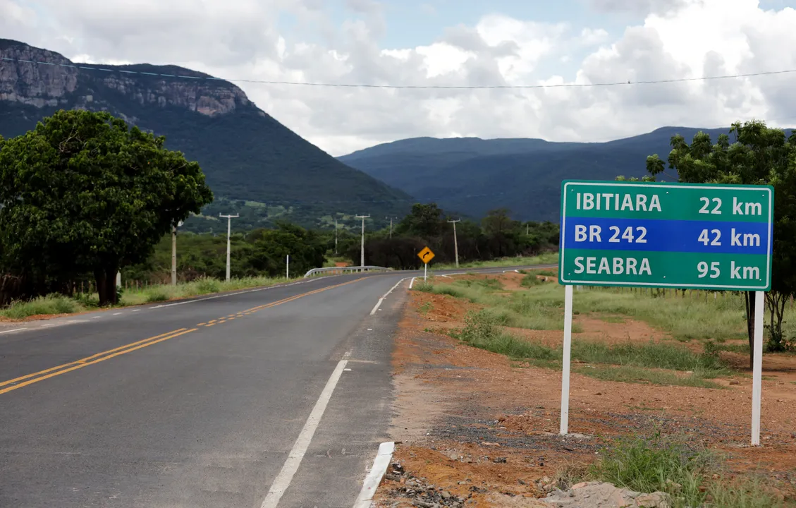 Incidente aconteceu na BR-242
