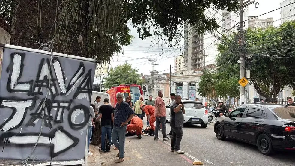 Imagem ilustrativa da imagem Aluno ataca três colegas com canivete em universidade federal