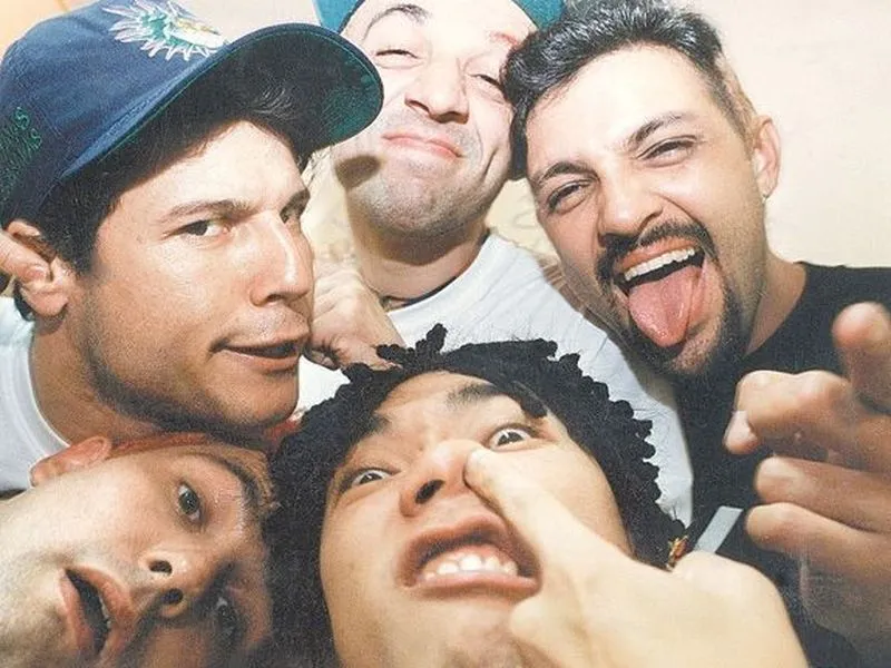 Integrantes da banda serão cremados