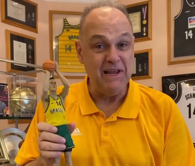 Em 1997, a convite do então prefeito Celso Pitta, Oscar assumiu secretaria em São Paulo