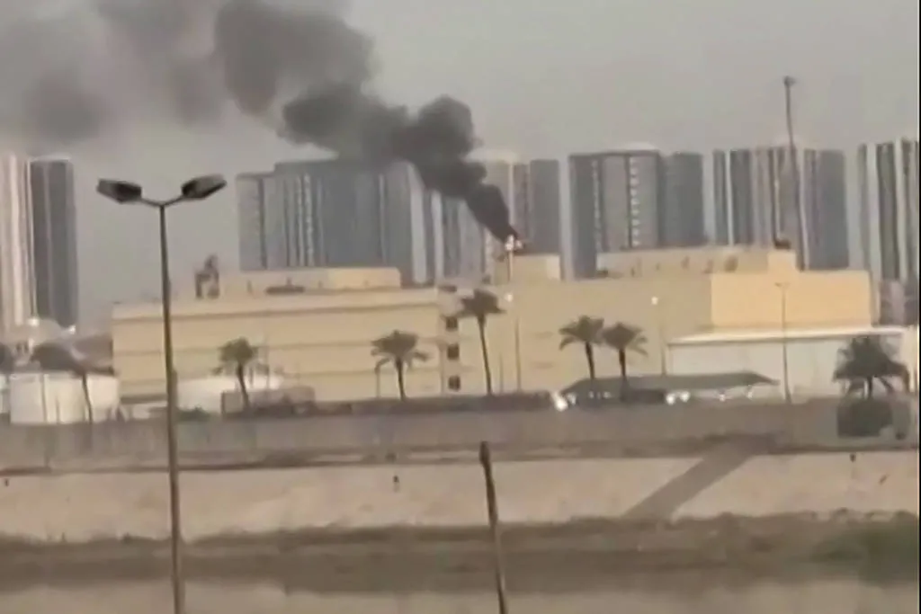 Emabixada dos EUA em Bagdá após ataque