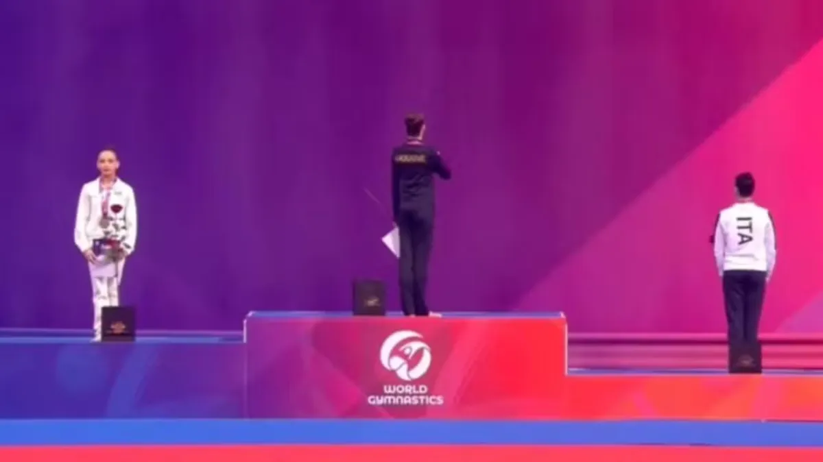 Pódio com Rússia e Ucrânia na Copa do Mundo de Ginástica Rítmica