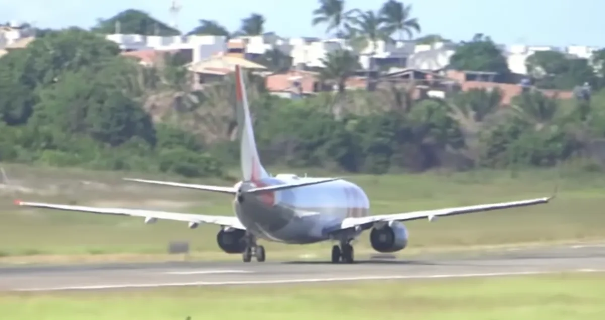 O Boeing manteve condições estáveis de voo até o destino final