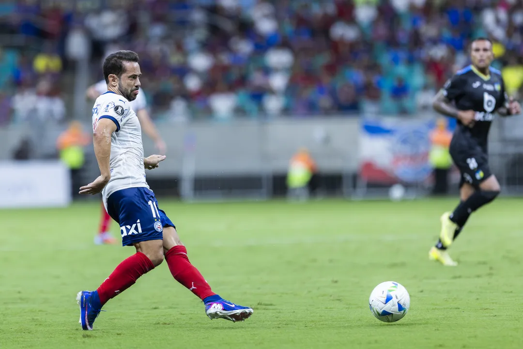 Everton Ribeiro pelo Bahia