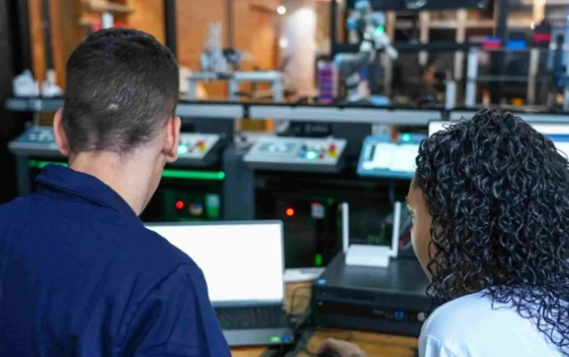 Vagas contemplam estudantes do ensino médio, cursos técnicos, graduação e pós-graduação